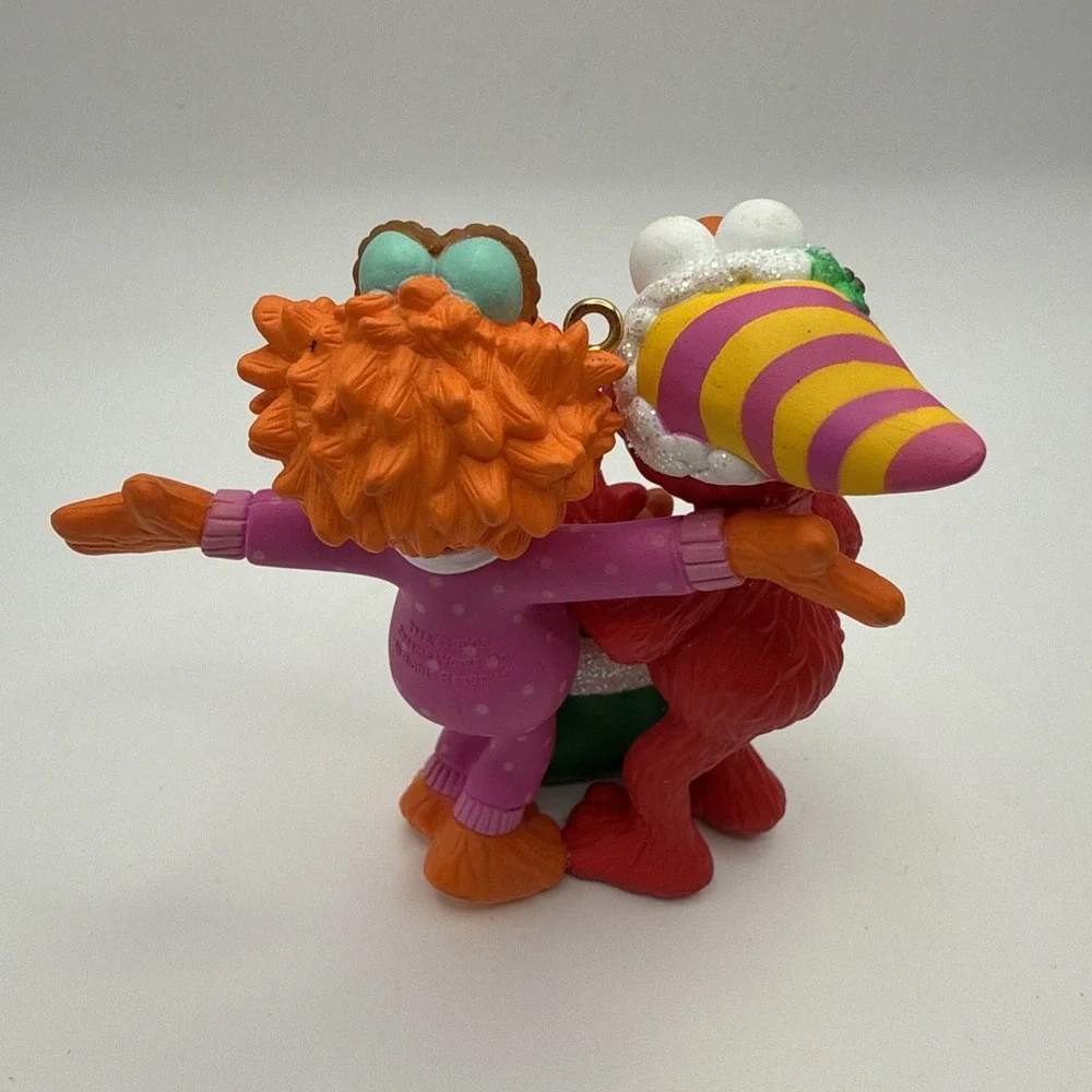 2005 Friends Forever Heirloom Carlton Cards Ornament 121 Elmo Zoe Sesame Street